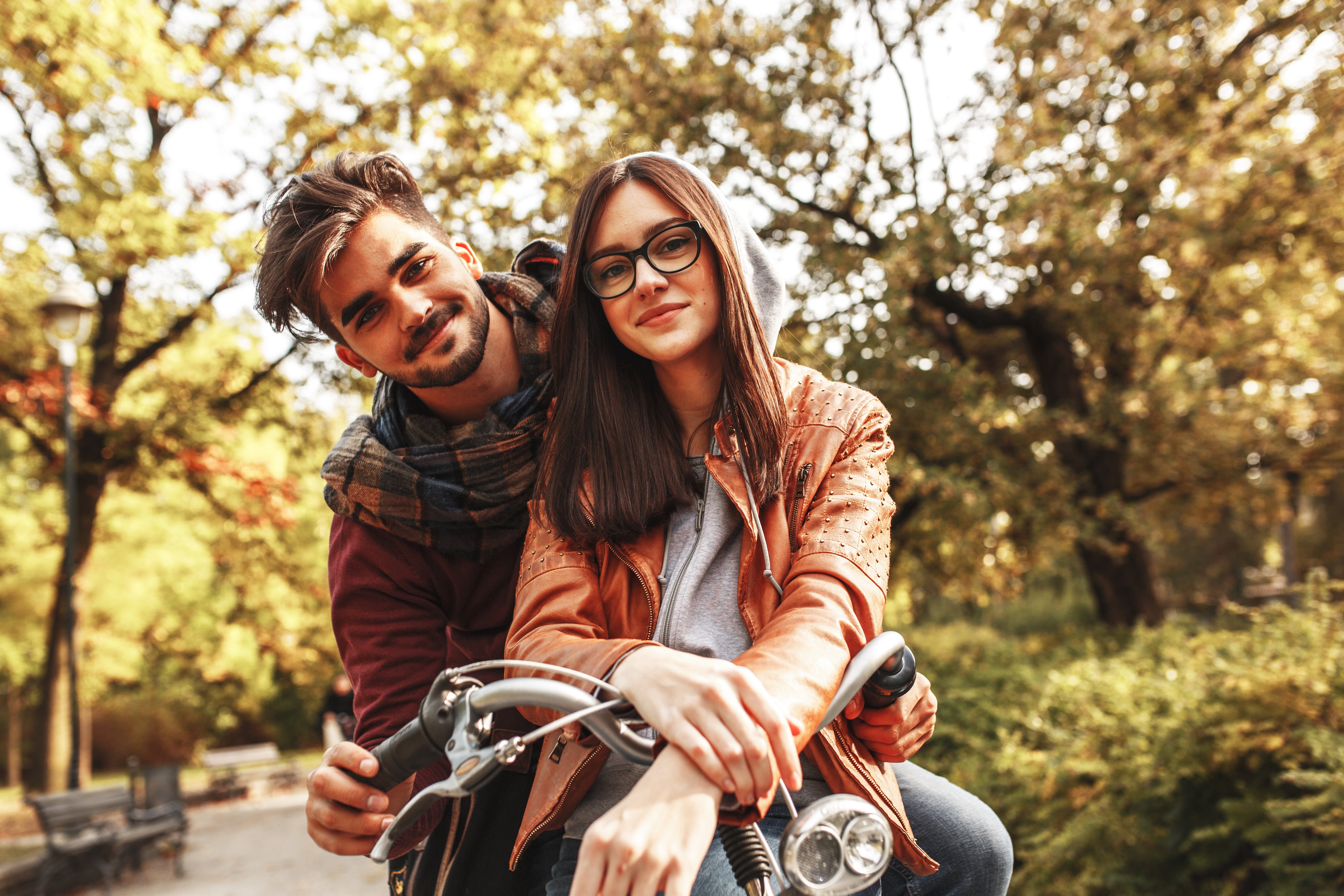 8 Cool Fall Date Ideas