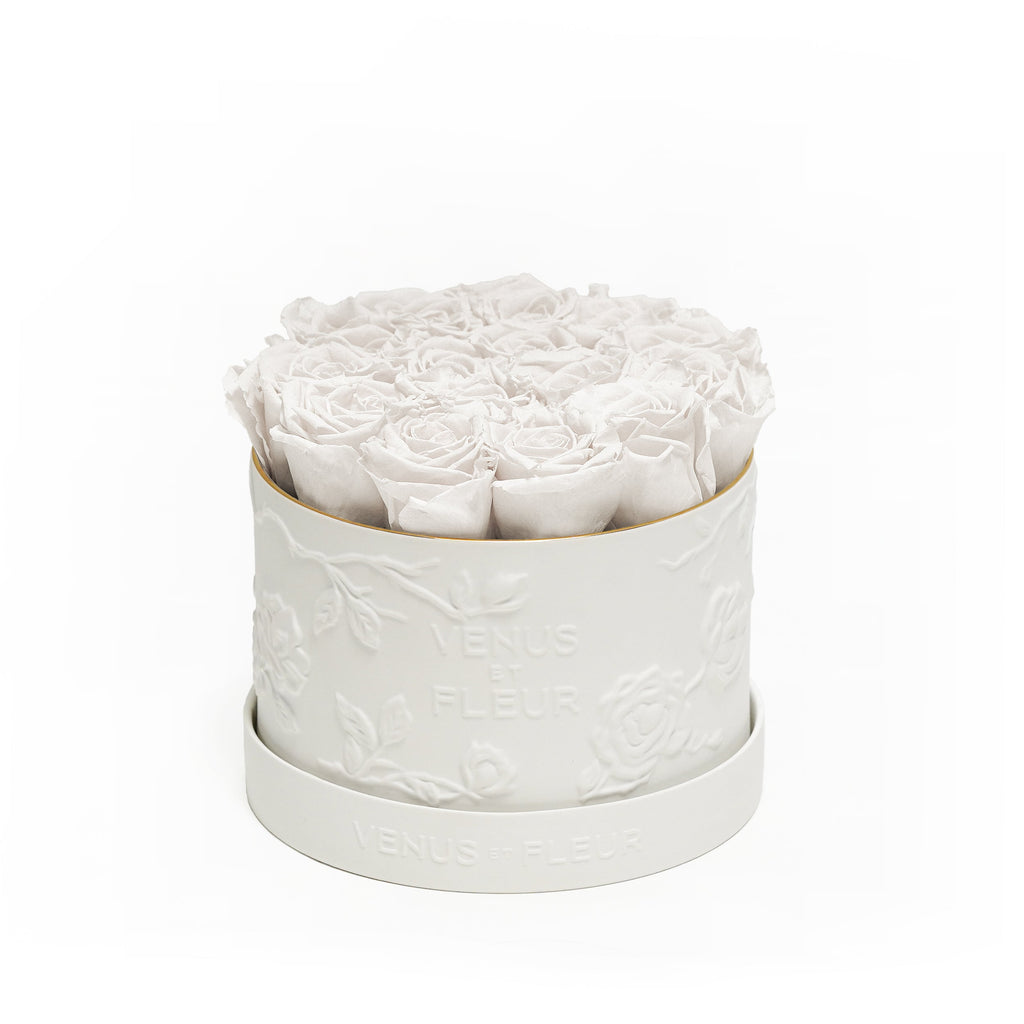 Small Round Porcelain Vase, Porcelain, Pure White, 13-15 Eternity Roses, Venus et Fleur